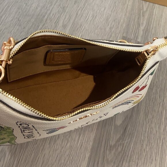 Coach Teri ShoulderBag - Picture 8 of 9